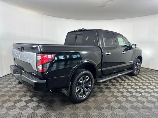 2024 Nissan Titan Platinum Reserve