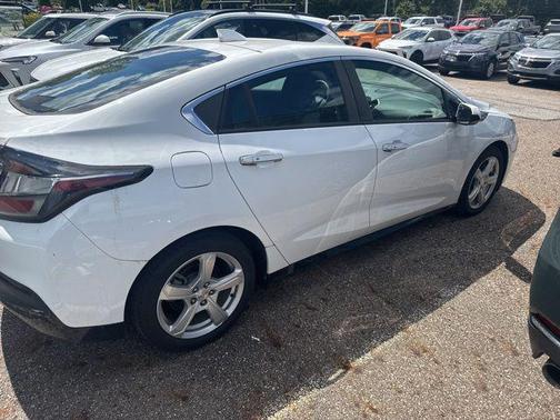2018 Chevrolet Volt LT