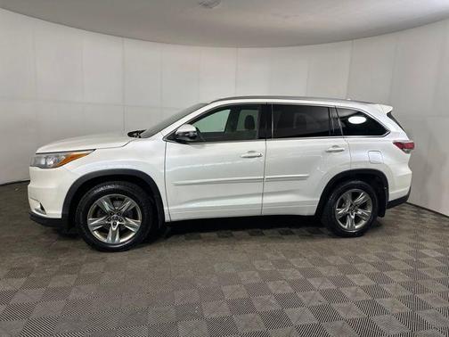2016 Toyota Highlander Limited Platinum