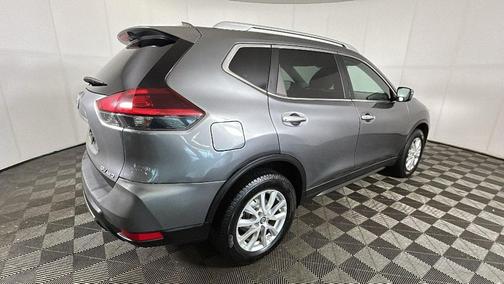 Gun Metallic 2018 Nissan Rogue SV