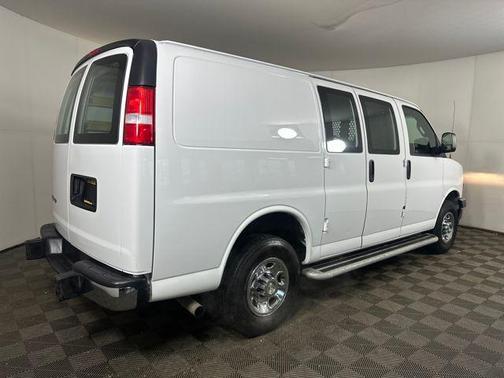 2024 Chevrolet Express 2500 Work Van