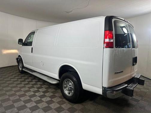 2024 Chevrolet Express 2500 Work Van