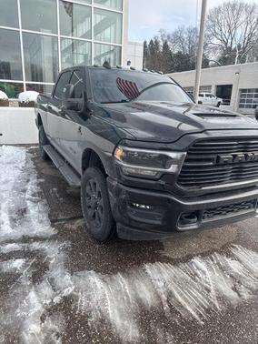 2024 RAM 2500 Laramie Crew Cab 4x4 6'4' Box
