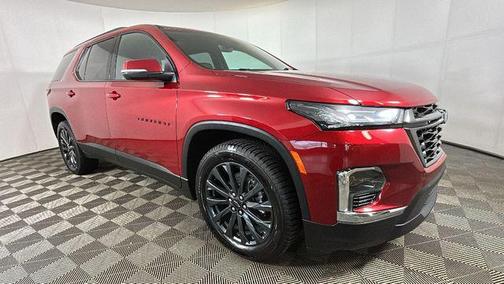 Radiant Red Tintcoat 2023 Chevrolet Traverse RS