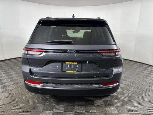 2022 Jeep Grand Cherokee 4xe Base