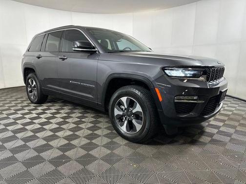 2022 Jeep Grand Cherokee 4xe Base