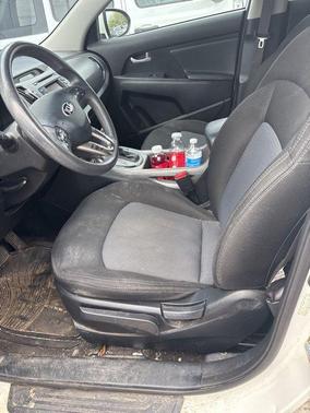 Clear White 2015 Kia Sportage LX
