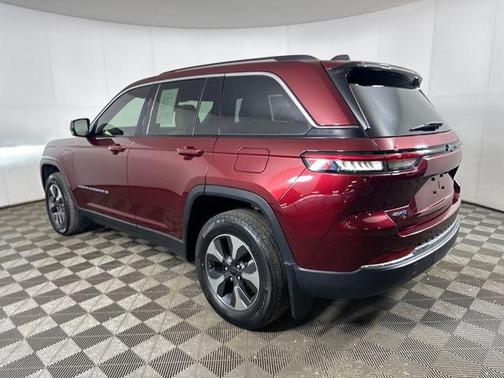 2022 Jeep Grand Cherokee 4xe Base