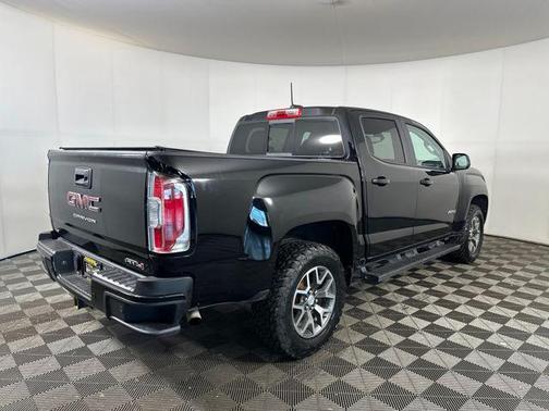 2022 GMC Canyon AT4