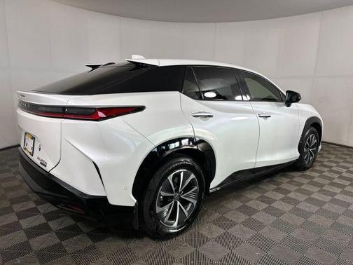 2025 Lexus RZ 450e Premium