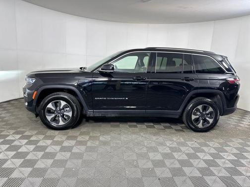 2022 Jeep Grand Cherokee 4xe Base