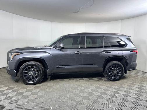 2023 Toyota Sequoia Platinum