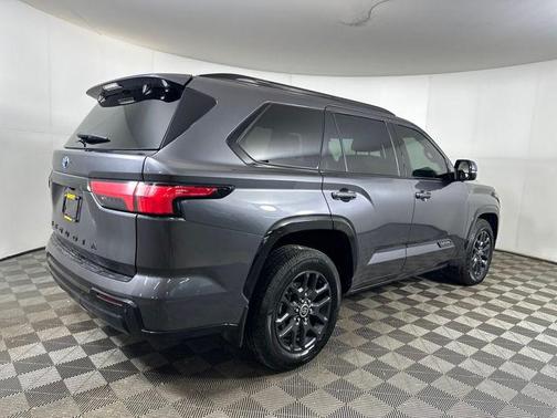 2023 Toyota Sequoia Platinum