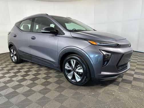 Gray Ghost Metallic 2022 Chevrolet Bolt EUV FWD LT