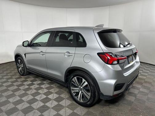 2024 Mitsubishi Outlander Sport SE