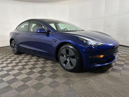 2023 Tesla Model 3 Standard Range