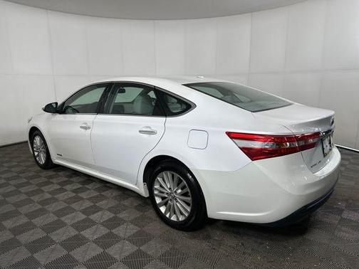 2015 Toyota Avalon Hybrid XLE Touring