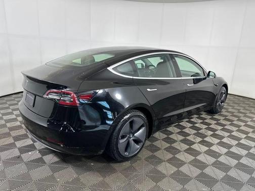 2019 Tesla Model 3 Standard Range