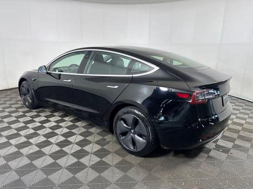 2019 Tesla Model 3 Standard Range