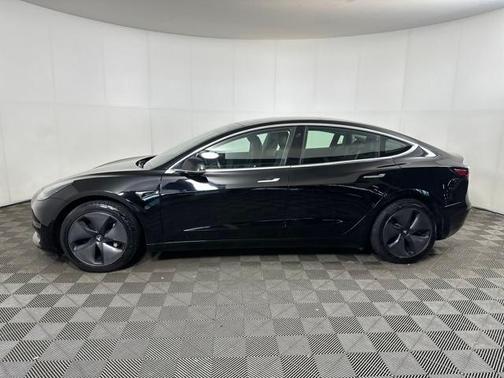 2019 Tesla Model 3 Standard Range