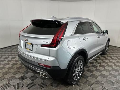 2021 Cadillac XT4 Premium Luxury