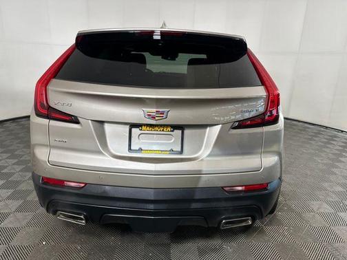 2023 Cadillac XT4 Luxury