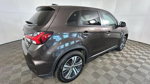 Labrador Black Pearl 2024 Mitsubishi Outlander Sport SE