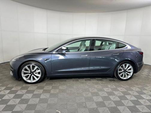 2019 Tesla Model 3 Long Range