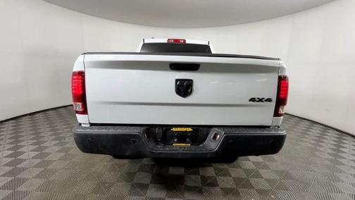 Bright White Clearcoat 2022 RAM 1500 Classic Warlock Quad Cab 4x4 6'4' Box