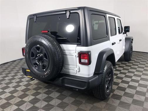 Photo 2 of 25 of 2018 Jeep Wrangler Unlimited Sport