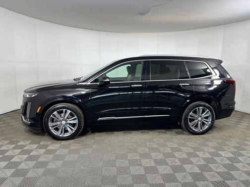 Stellar Black Metallic 2022 Cadillac XT6 Premium Luxury AWD