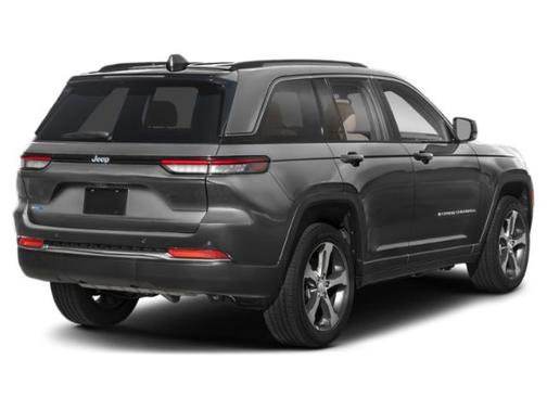 Baltic Gray Metallic Clearcoat 2024 Jeep Grand Cherokee 4xe Overland