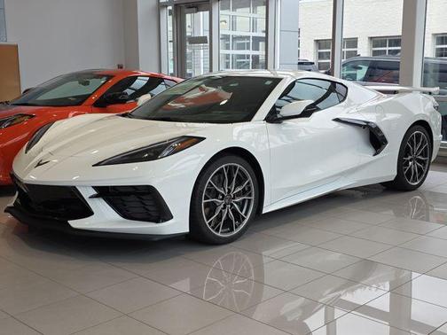 2026 Chevrolet Corvette Stingray w/2LT