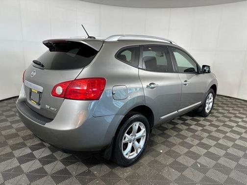 2011 Nissan Rogue SV