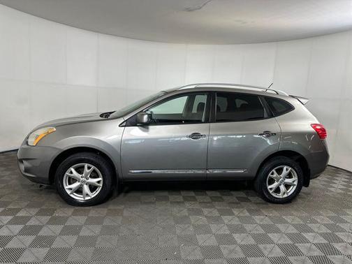 2011 Nissan Rogue SV