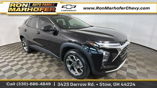 Mosaic Black Metallic 2024 Chevrolet Trax LT