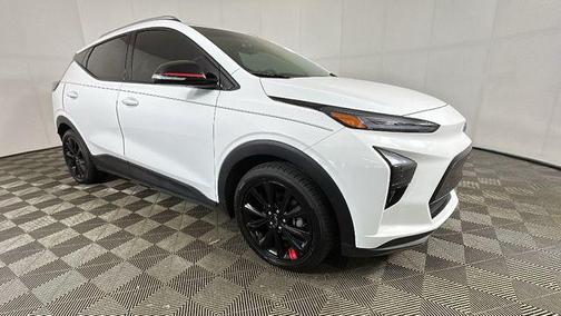 Summit White 2023 Chevrolet Bolt EUV FWD LT