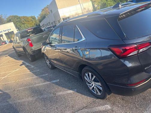 2022 Chevrolet Equinox Premier w/1LZ