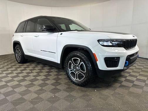 2022 Jeep Grand Cherokee 4xe Trailhawk