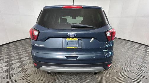 BALTIC SEA GREEN METALLIC 2019 Ford Escape SE