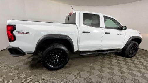 Summit White 2023 Chevrolet Colorado Trail Boss