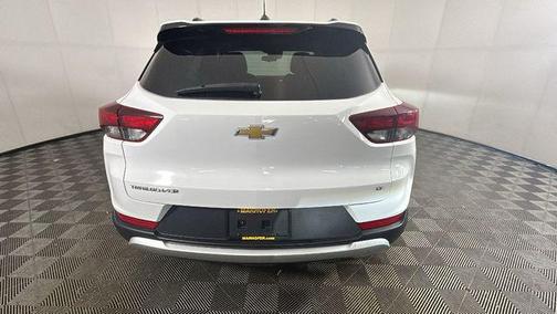 Summit White 2022 Chevrolet Trailblazer LT