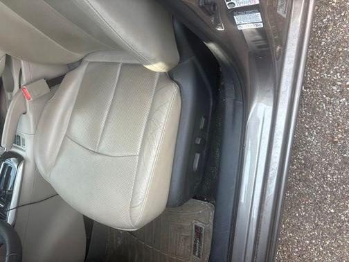Titanium Metallic 2016 Nissan Sentra SL