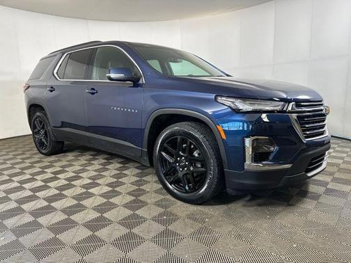 Northsky Blue Metallic 2023 Chevrolet Traverse LT Leather