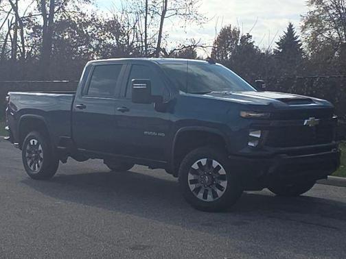 2026 Chevrolet Silverado 2500 Custom