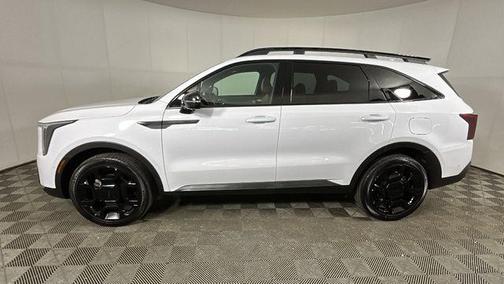 Glacial White Pearl 2026 Kia Sorento SX