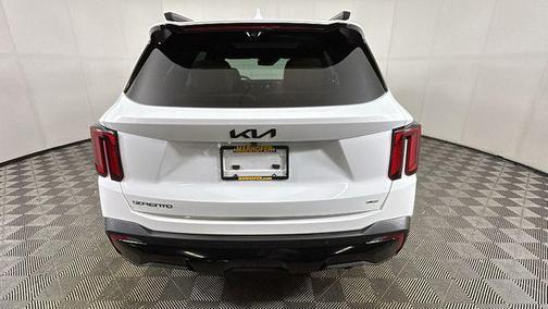 Glacial White Pearl 2026 Kia Sorento SX