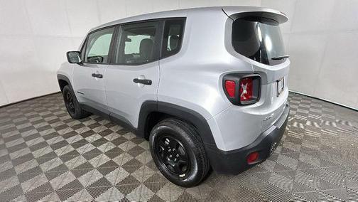 Glacier Metallic Clearcoat 2021 Jeep Renegade Sport