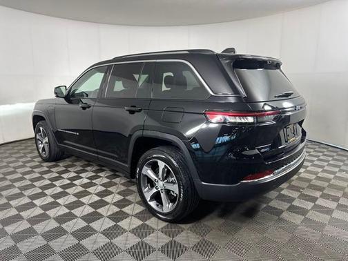 2023 Jeep Grand Cherokee 4xe Base