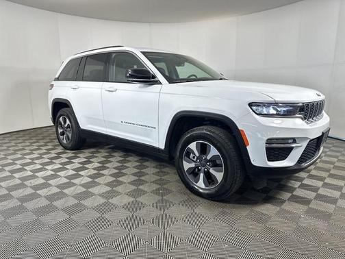 2022 Jeep Grand Cherokee 4xe Base